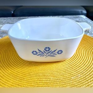 Vintage Blue Cornflower Corning Ware 1 1/2 QT Dish (No Lid)